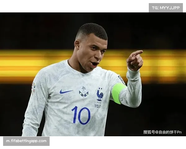 皇马逆转赫罗纳守住榜首 姆巴佩梅开二度展现终结能力